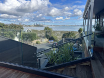Base fixed channel balustrade