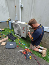 Heat pump Installation - Dan and Piper installing a heat pump in Karori.