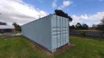 Container repainting (oil primer)