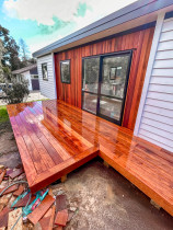 Deck around tiny home - Wrap-around deck built for a tiny home we constructed, creating functional outdoor living space with a solid structure and clean finish. Designed for durability and everyday use by ZA Construction.